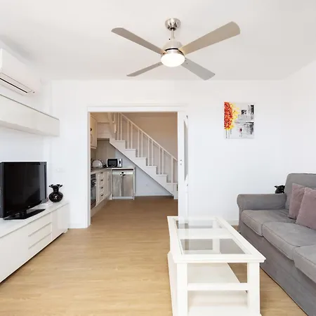 شقة Exclusive Penthouse Playa Vistas 5 Close To Sea And Beach, Aircondition For A Fee, Wifi, Terrace, Heated Pool بلايا ذي لاس أميريكاس